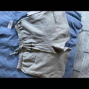 Essentials Fear of God sweat shorts